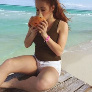 Meet your Posher, Karin